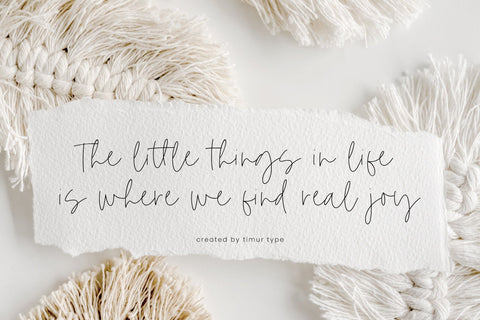 Dominate - Monoline font Font Timur type 