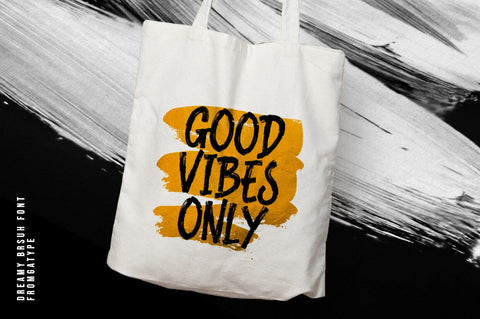 Dreamy Brush Font gatype 