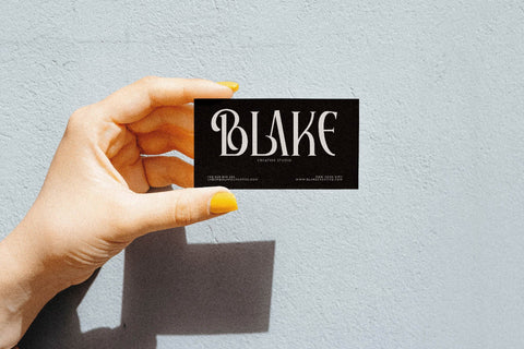 ELAPHORAS Typeface Font Storytype Studio 