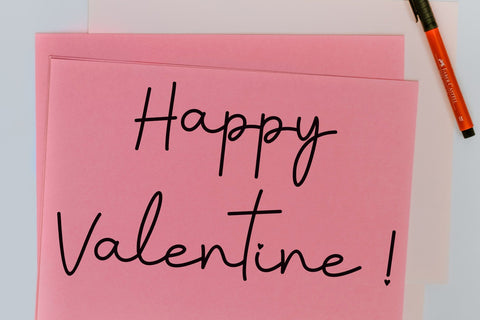 Faritta Font AEN Creative Store 