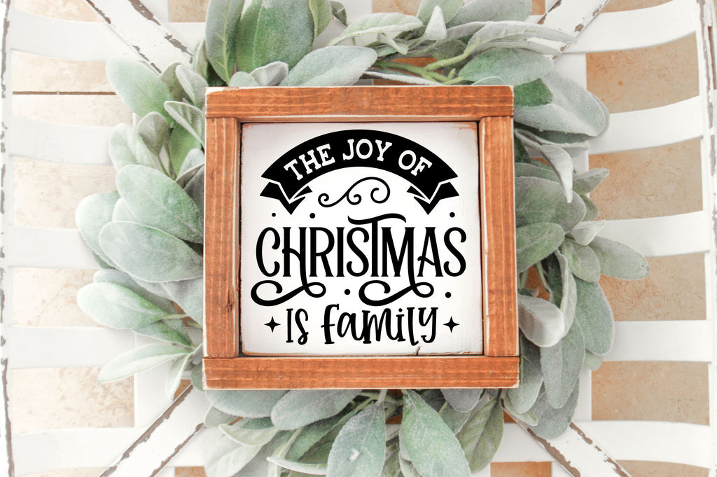 Farmhouse Christmas Sign SVG Bundle - So Fontsy