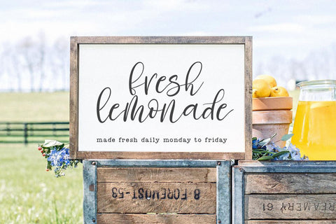 Fresh Daisy - Farmhouse Script Font Font KA Designs 