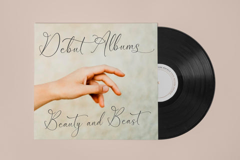 Garbina Sarleta - Beauty Calligraphy Font Storytype Studio 