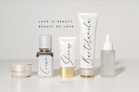 Gatenfield Mondilla - Modern Signature Font Font Storytype Studio 