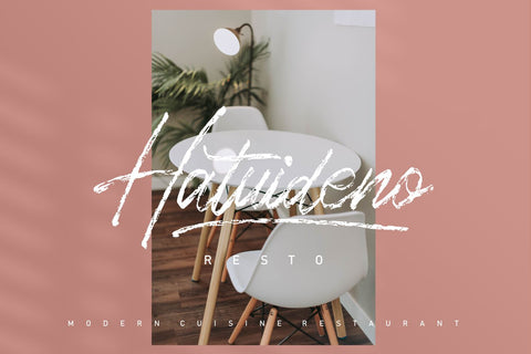 Gatinlose Font Zeenesia Std 