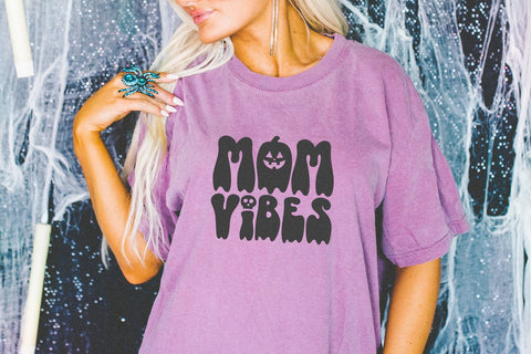 Ghost House - Retro Drip Halloween Font Font KA Designs 