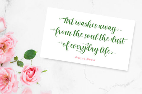 Gidget Font gatype 
