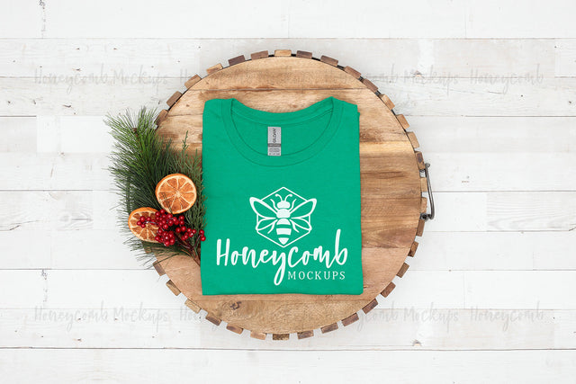 Gildan 64000 Kelly Green T-Shirt Mockup, Folded Mockup, Christmas Mockup, Women's T-Shirt Mockup, Farmhouse Style Mockup Mock Up Photo Honeycomb Mockups 