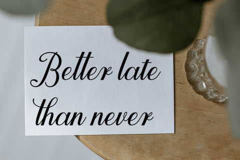 Girly Sweet Font Suza Studio 