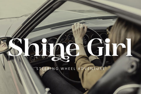 Glashick Typeface Font Storytype Studio 