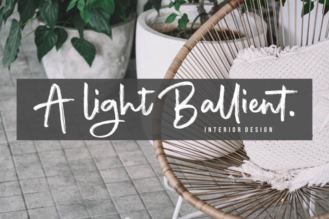 Glathope Font Allouse.Studio 