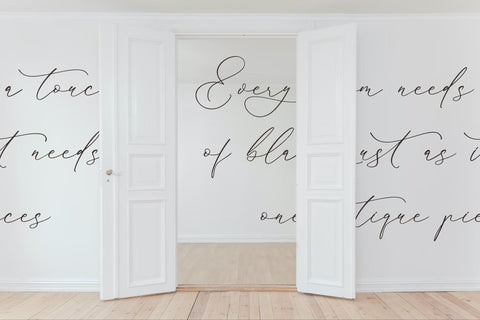 Glofester Menditas - Luxury Calligraphy Font Font Storytype Studio 