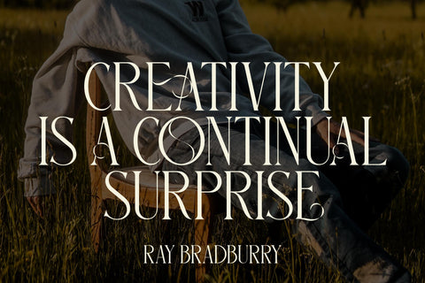 GLORIOUS Typeface Font Storytype Studio 