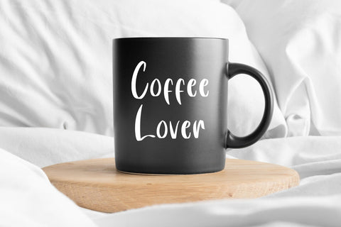 Going South Font Sakha Design Studio 