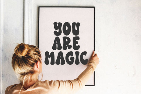 Good Days - Groovy Retro Font Font KA Designs 