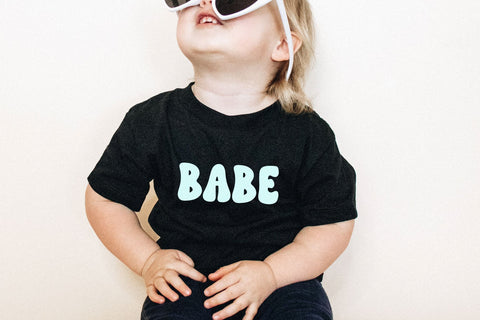 Good Days - Groovy Retro Font Font KA Designs 