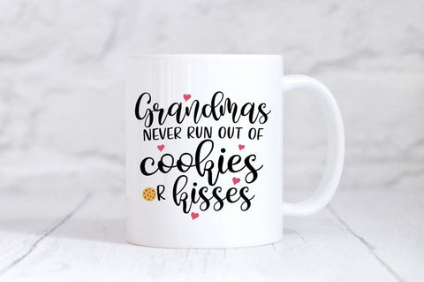 Grandma Saying SVG - Grandmas Never Run Our OF Cookies Or Kisses SVG Simply Cutz 