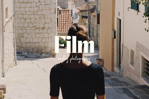 Gratina Typeface Font Storytype Studio 