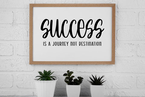 Gravinci Font Abo Daniel Studio 