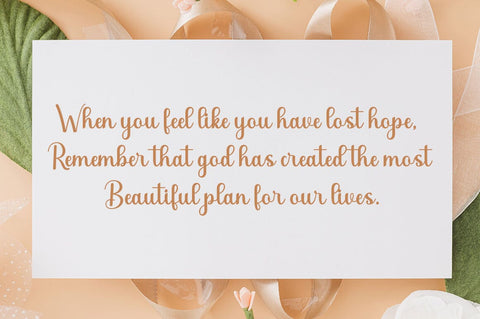 Hayda Script Font Rotterlab studio 