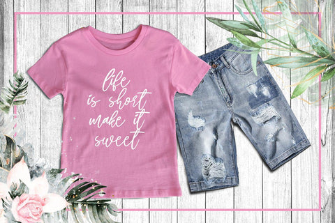 Haymie Script Font yumnatype 