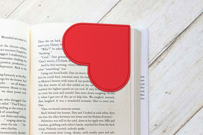 Heart Corner Bookmark ITH Applique Embroidery Embroidery/Applique DESIGNS Risa Rocks It 