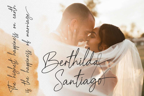 Hello August Font Mozarella 