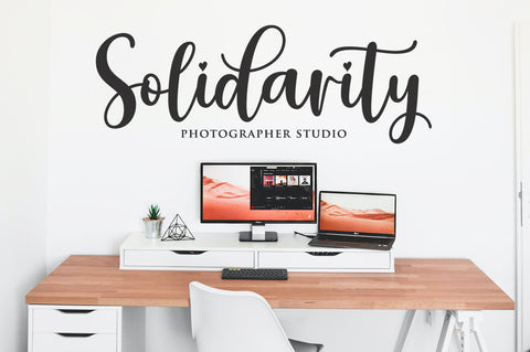 Hello Bluebird | Font Duo Font Rastype 