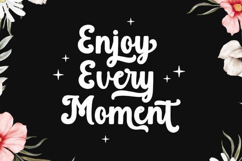 Hello Fyndina Font gatype 