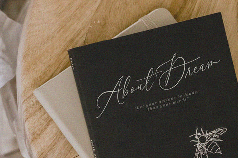 Hey Beauty - Singleline and Calligraphy font Font Subectype Studio 