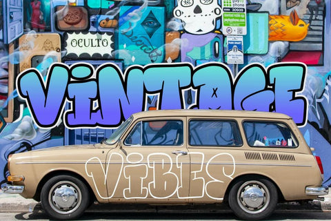 Hidebeast - Two Style Font Allouse.Studio 