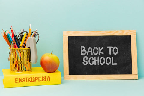 HIROKUDA - Playful Display Font Font StringLabs 