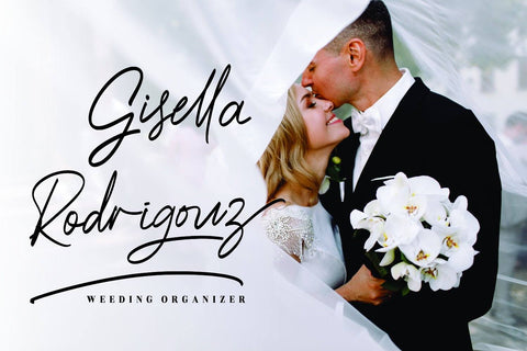 Hollgates Font Mozarella 