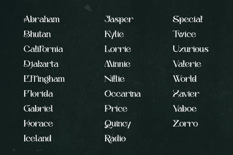 Hollirood Font Letterara 