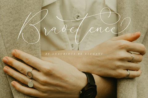 Homylane Dremyntine - Chic Calligraphy Font Font Storytype Studio 