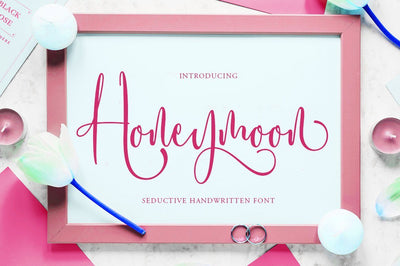 Honeymoon script Font Akrt Std 