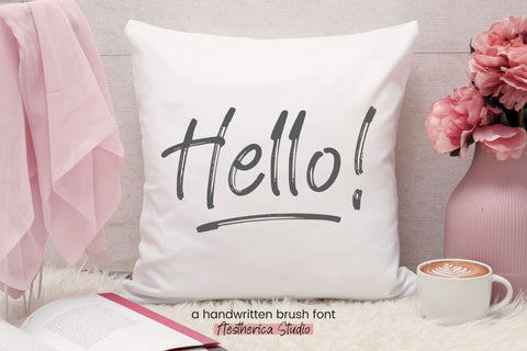 Hugins Font Aestherica Studio 