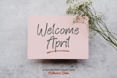 Hugins Font Aestherica Studio 