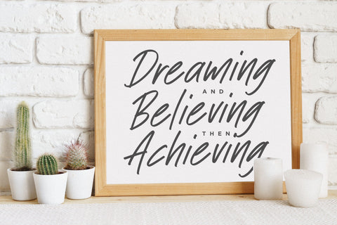 Hungry Dreamy Font Font Balpirick 