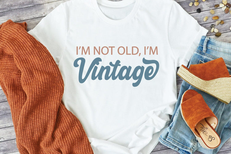 I'm not old I'm vintage SVG Cut File | Funny T-shirt Design SVG zoellartz 