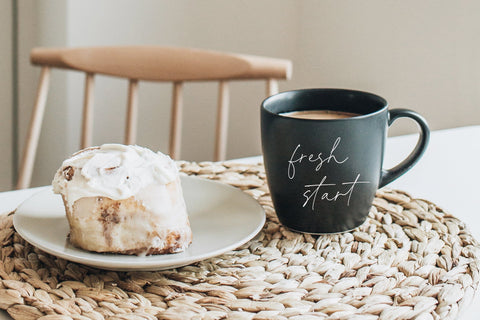 Kimberly Paradise - monoline font Font Timur type 