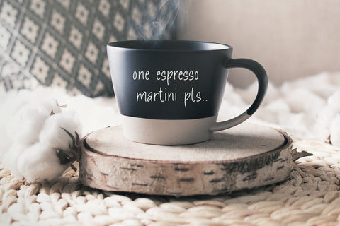 Kingslanding - Handwritten font Font Timur type 