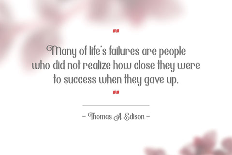 Lathishine Font Holydie Studio 