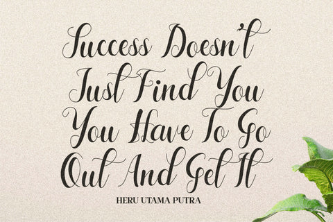 Laylarita Font Letterena Studios 