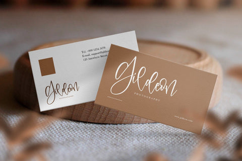 Lomigutta Font Fallen Graphic Studio 