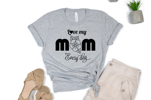 Love my MOM svg, Mother's Day svg Design SVG SmmrDesign 