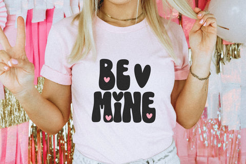 Lovedays - Retro Valentine's Day Font Font KA Designs 