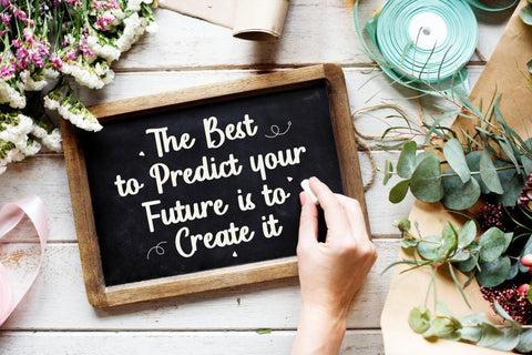 Luckyfield Font Allouse.Studio 