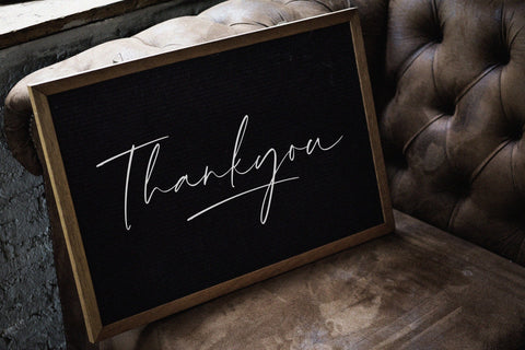 Maldives Signature - Elegant Signature Font Font Timur type 