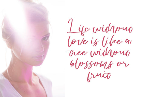 Maulida Font Font goodigital_13 